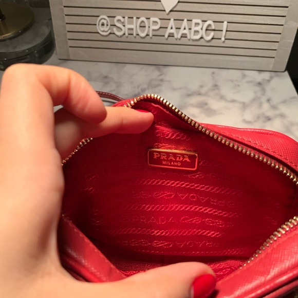 🛑SOLD 🛑Prada mini saffiano crossbody - Picture 6 of 8
